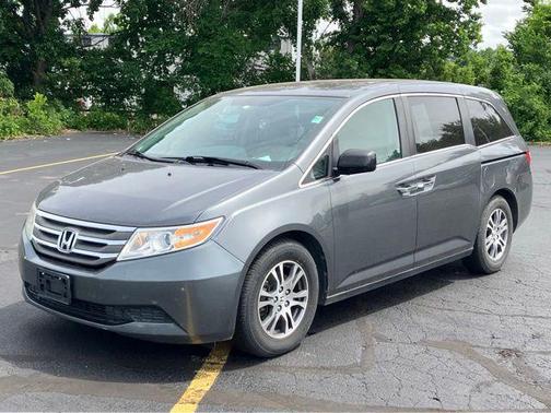 Polished Metal Metallic 2013 Honda Odyssey EX-L