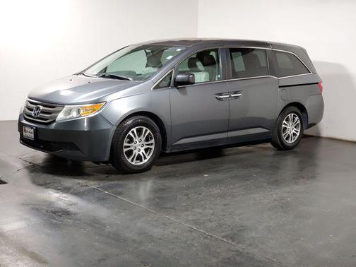 Polished Metal Metallic 2013 Honda Odyssey EX-L