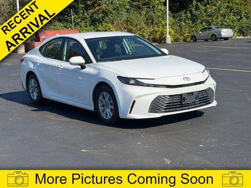 Ice Cap 2025 Toyota Camry LE