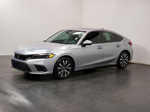 Lunar Silver Metallic 2024 Honda Civic EX-L
