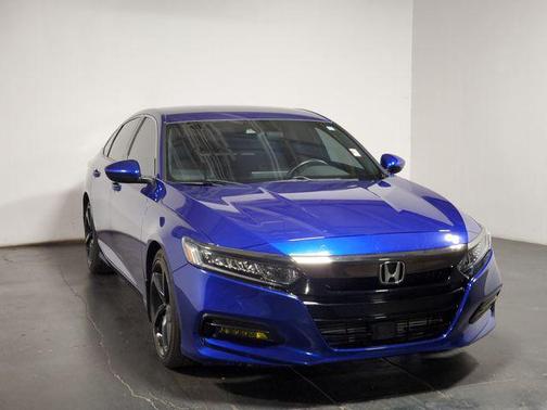 Still Night Pearl 2018 Honda Accord Sport