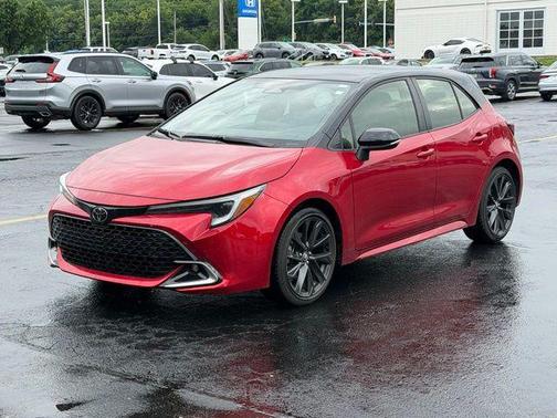 Finish Line Red/Midnight Black Metallic 2024 Toyota Corolla XSE