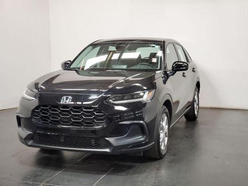 Crystal Black Pearl 2025 Honda HR-V LX