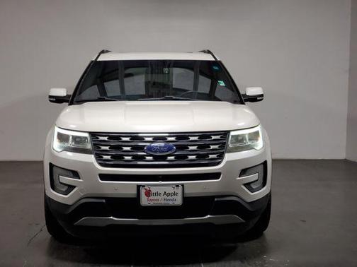 White Platinum Metallic Tri-Coat 2016 Ford Explorer Limited