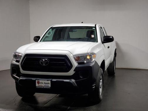 Ice 2023 Toyota Tacoma SR