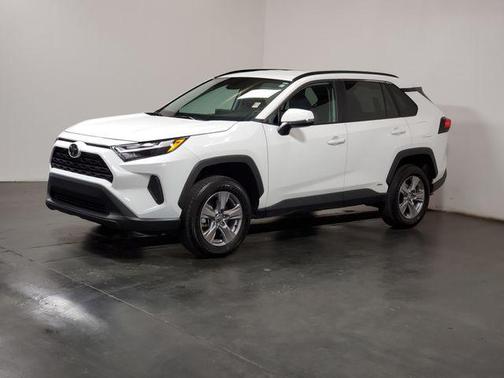 Ice Cap 2025 Toyota RAV4 Hybrid XLE
