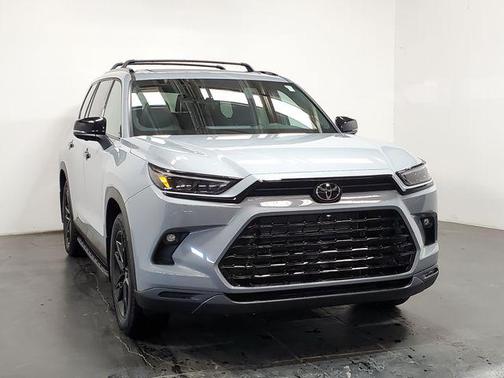 2026 Toyota Highlander Hybrid Base