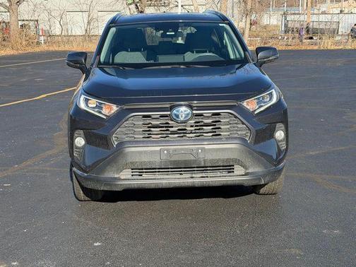 2019 Toyota RAV4 Hybrid XLE