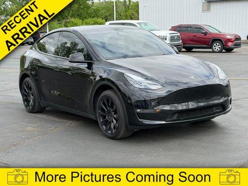 Solid Black 2023 Tesla Model Y Long Range Dual Motor All-Wheel Drive