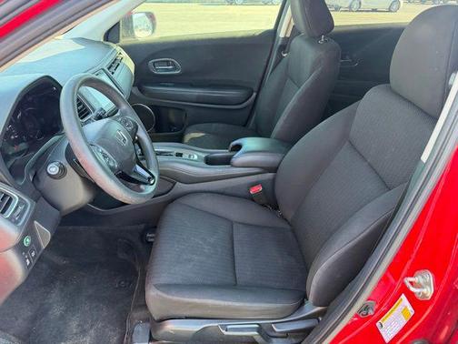 Milano Red 2018 Honda HR-V EX