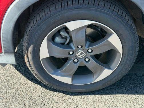 Milano Red 2018 Honda HR-V EX