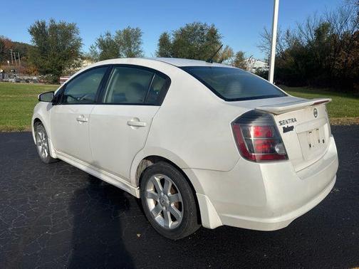 2011 Nissan Sentra 2.0 SR