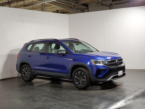 Dusk Blue Metallic 2022 Volkswagen Taos 1.5T S