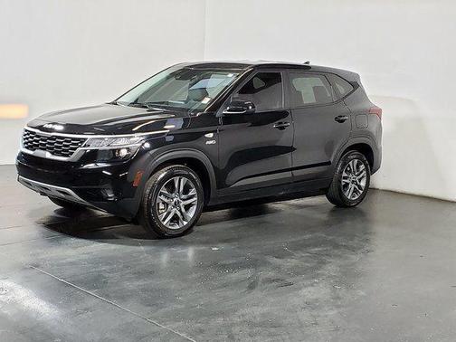 2023 Kia Seltos LX