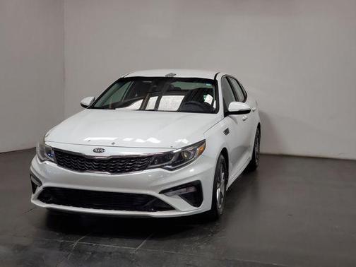 Snow White Pearl 2019 Kia Optima LX