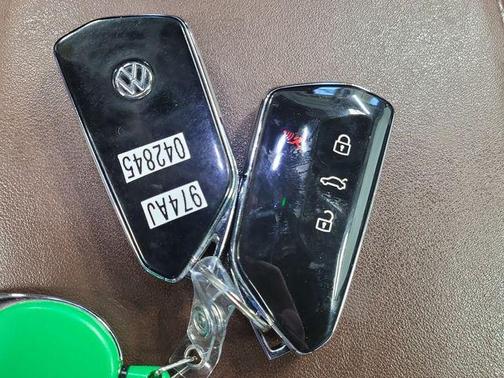Tourmaline Blue Metallic 2023 Volkswagen ID.4 AWD Pro