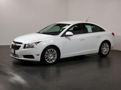Summit White 2013 Chevrolet Cruze ECO