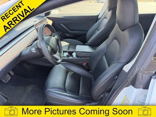 Pearl White Multi-Coat 2019 Tesla Model 3 Long Range