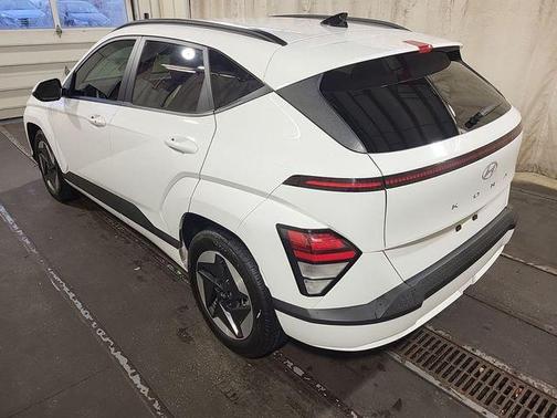 Atlas White 2024 Hyundai KONA EV SEL