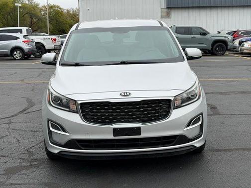 2019 Kia Sedona LX