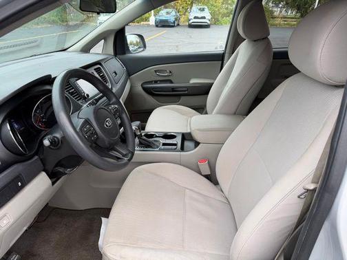 2019 Kia Sedona LX