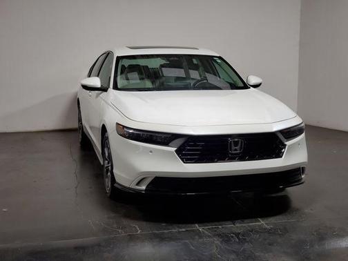 Platinum White 2026 Honda Accord Hybrid EX-L