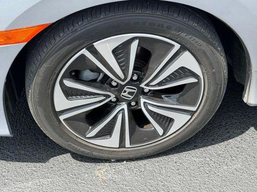 Lunar Silver Metallic 2018 Honda Civic EX-T