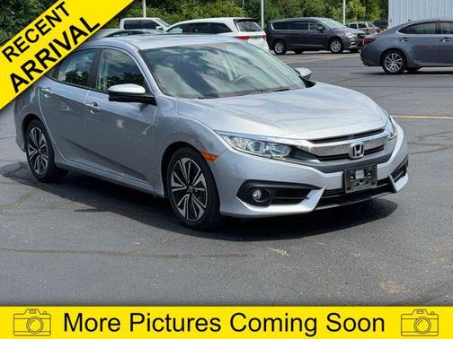 Lunar Silver Metallic 2018 Honda Civic EX-T
