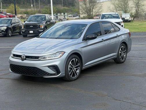 Pyrite Silver Metallic 2025 Volkswagen Jetta 1.5T Sport