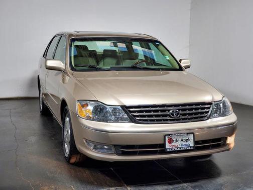 2003 Toyota Avalon 