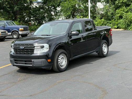 Shadow Black 2024 Ford Maverick XL