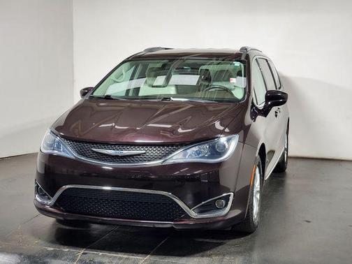 2018 Chrysler Pacifica Touring-L