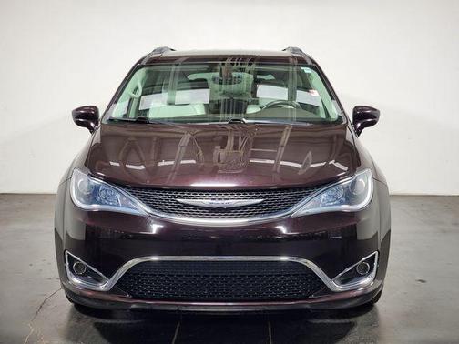 2018 Chrysler Pacifica Touring-L
