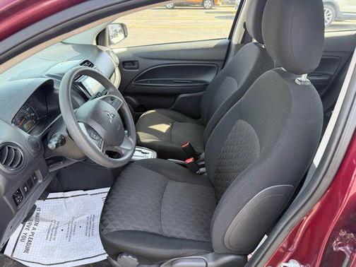 2024 Mitsubishi Mirage ES