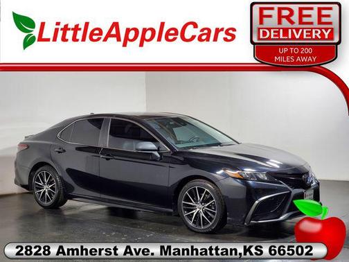 Midnight Black Metallic 2021 Toyota Camry SE