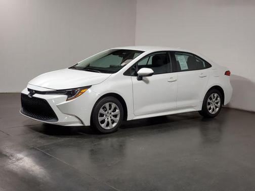 White 2022 Toyota Corolla LE