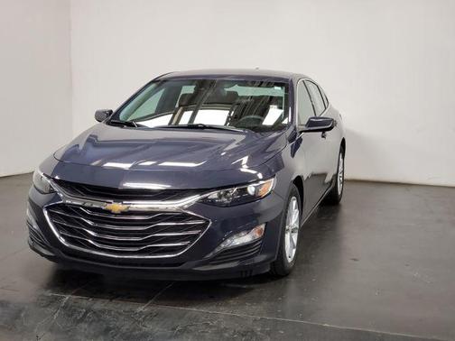 Night Shade Metallic 2025 Chevrolet Malibu FWD 1LT
