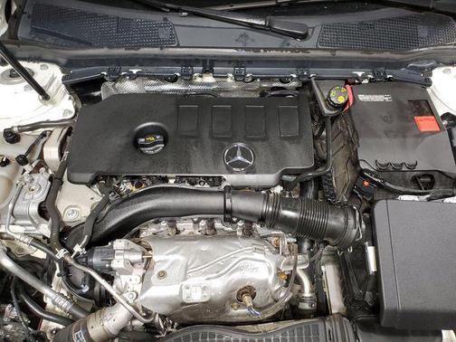 Digital White Metallic 2022 Mercedes-Benz A-Class A 220