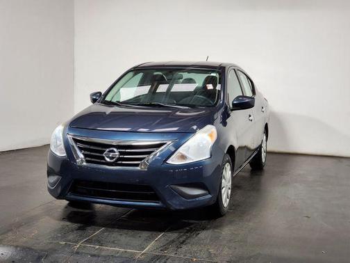 2015 Nissan Versa 1.6 SV
