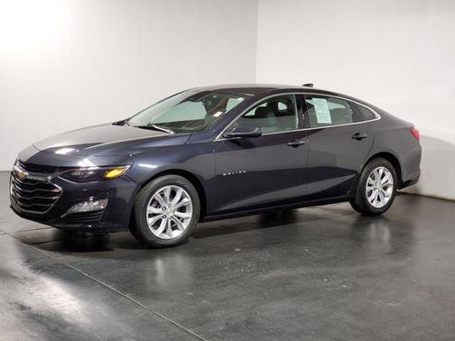 Dark Ash Metallic 2023 Chevrolet Malibu FWD 1LT