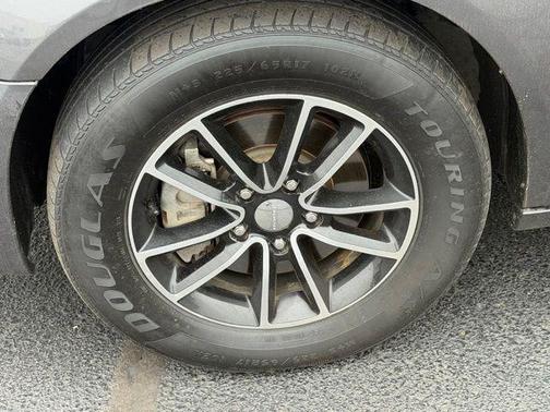 Granite Pearlcoat 2017 Dodge Grand Caravan GT