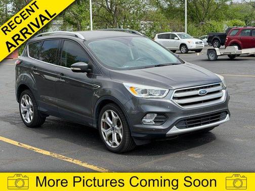 White Platinum Metallic Tri-Coat 2017 Ford Escape Titanium