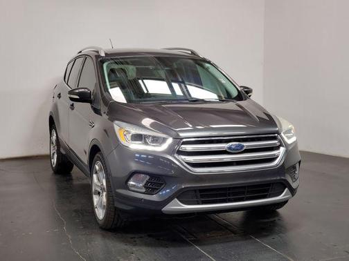White Platinum Metallic Tri-Coat 2017 Ford Escape Titanium