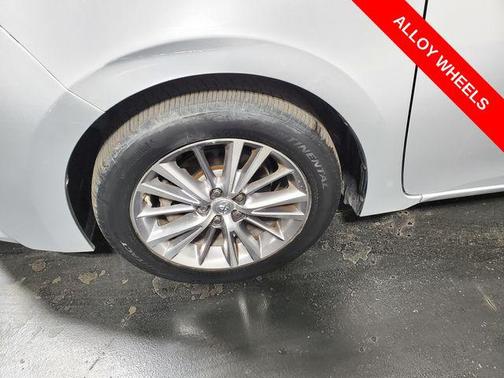 2015 Toyota Corolla LE Plus