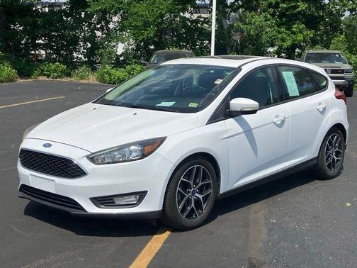 Oxford White 2018 Ford Focus SEL