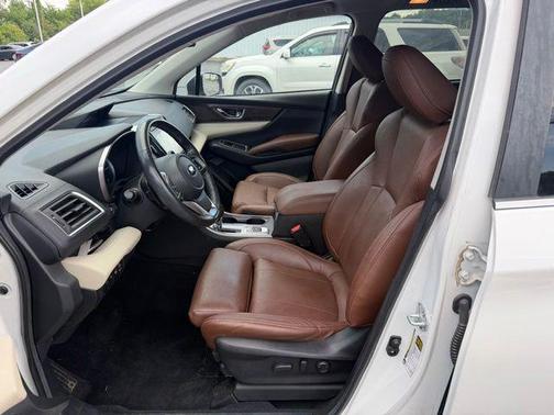 Crystal White Pearl 2021 Subaru Ascent Touring 7-Passenger