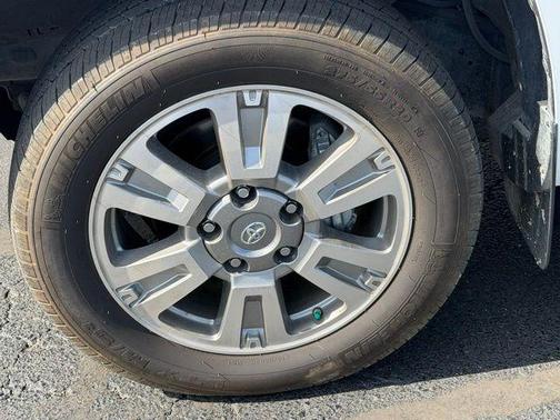 Super White 2014 Toyota Tundra Platinum