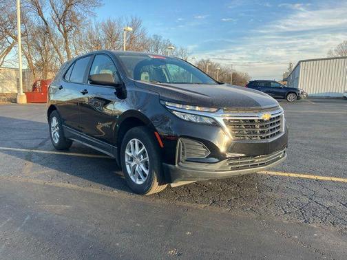 2023 Chevrolet Equinox LS