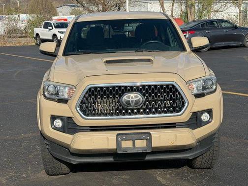 2018 Toyota Tacoma TRD Sport