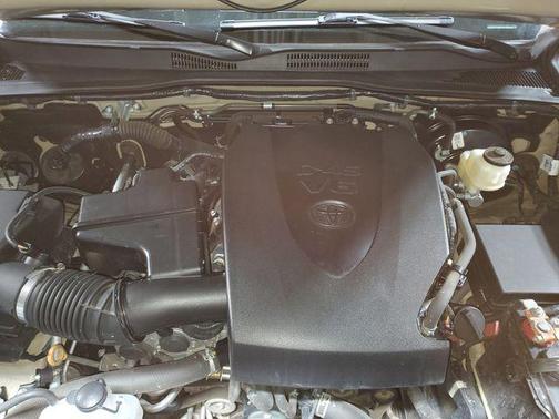 2018 Toyota Tacoma TRD Sport